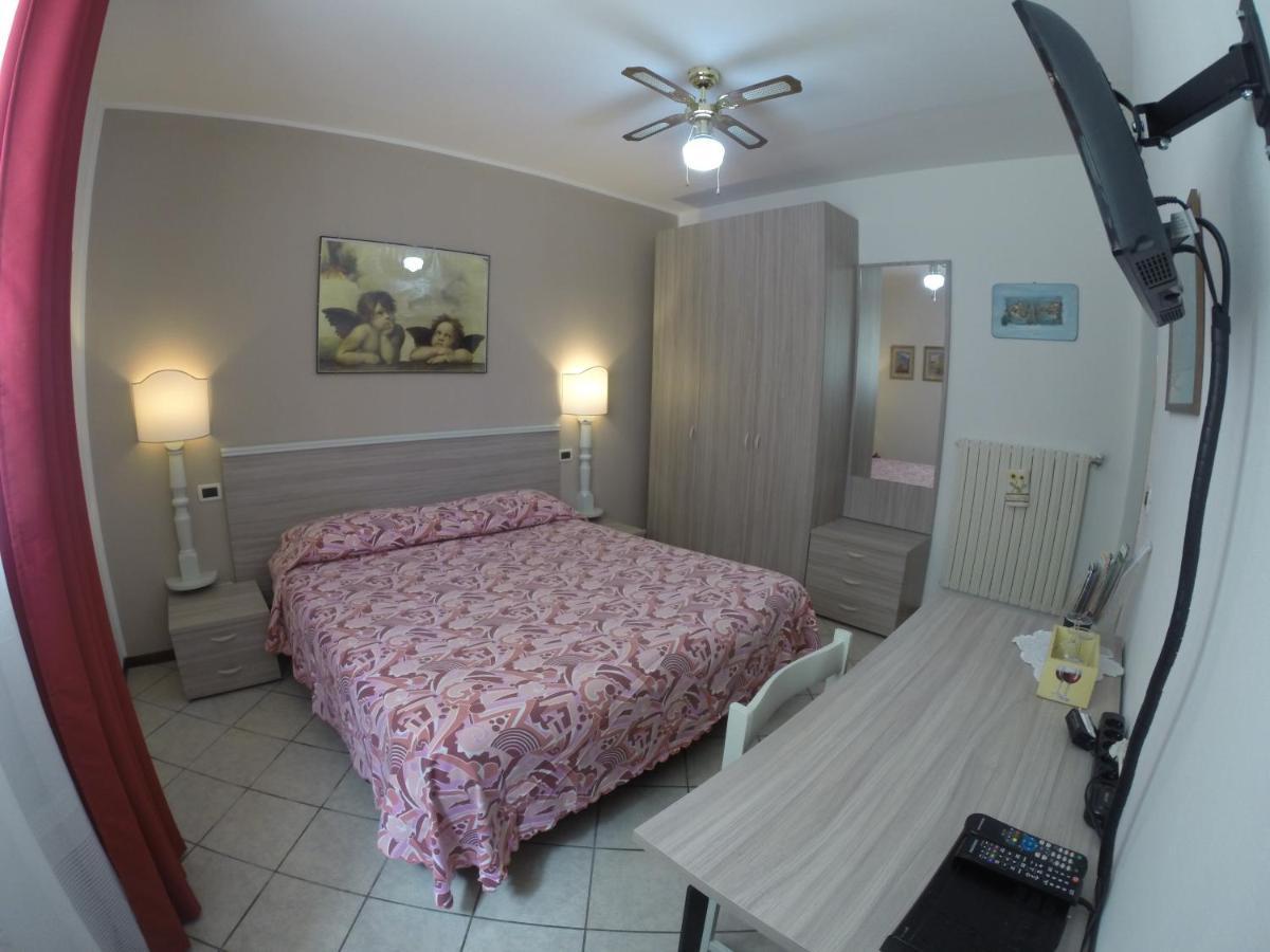 Il Prato Panzió Predappio Kültér fotó